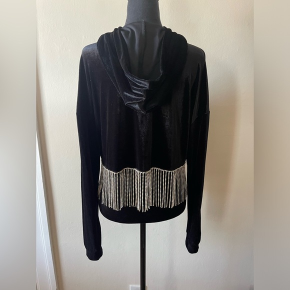 NWOT SuperDown Black velour hooded top w/ rhinestone fringe, size med - Picture 2 of 7